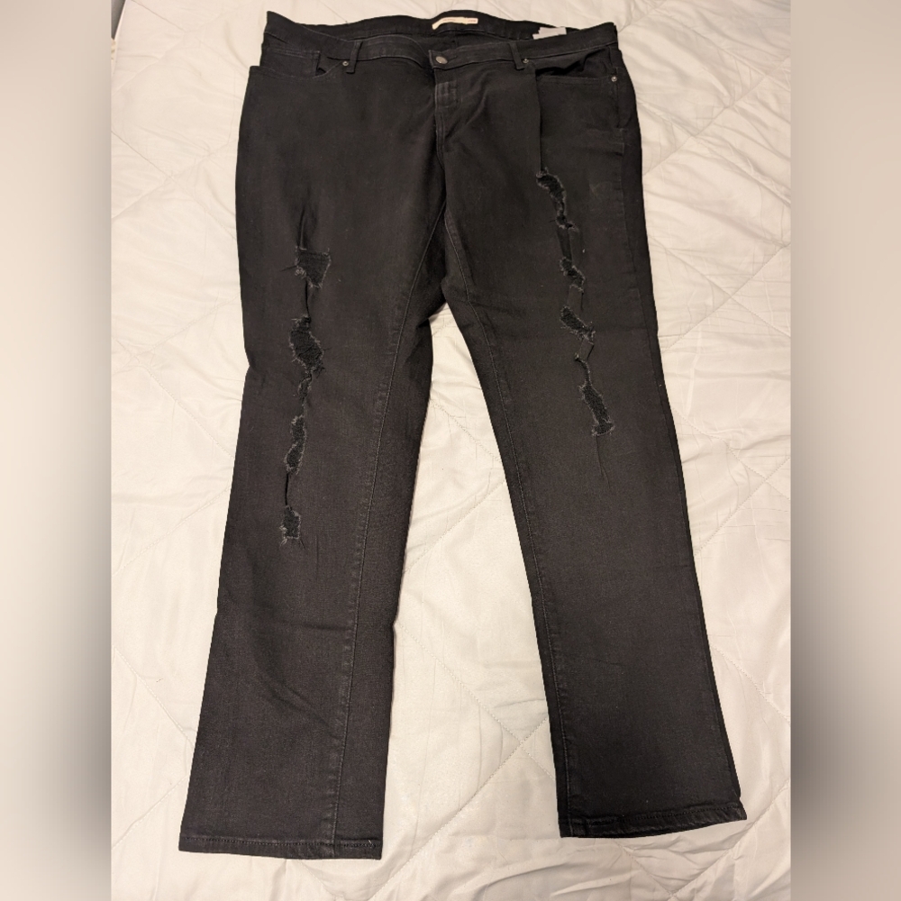 Levi's Black Distressed Women Jeans